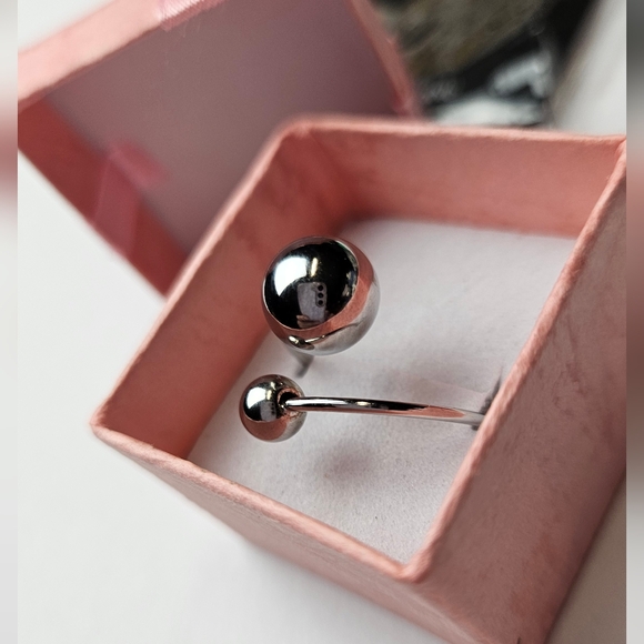 Stainless Steel Ring - Picture 5 of 8